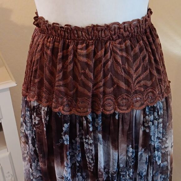 T C Fashion Floaty Boho Skirt - Picture 2 of 7